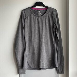 NWOT MPG Gray Athletic Long Sleeve Top